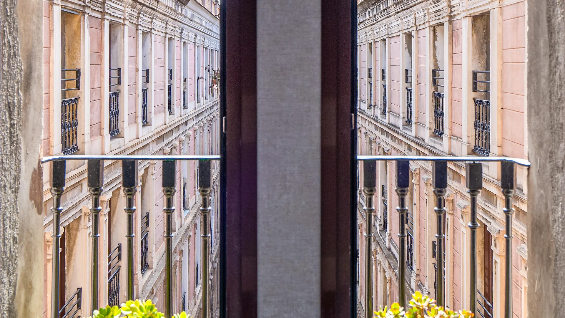 Hotel Rialto Barcelona 3*,  Spain