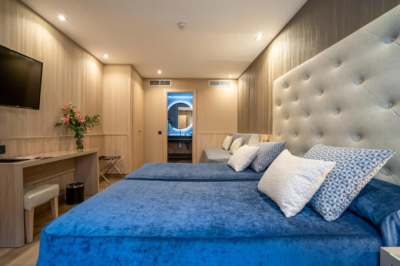 ***  ברצלונה Hotel Rialto ספרד